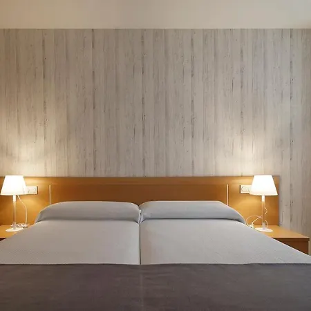 Urban Blue, Blue Daire *