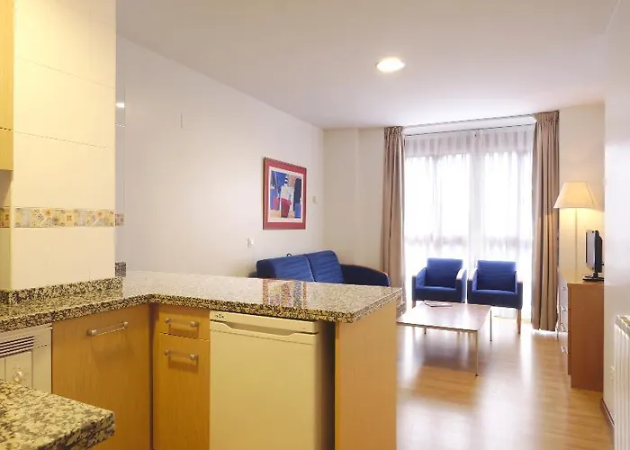 Urban Blue, Blue خيخون