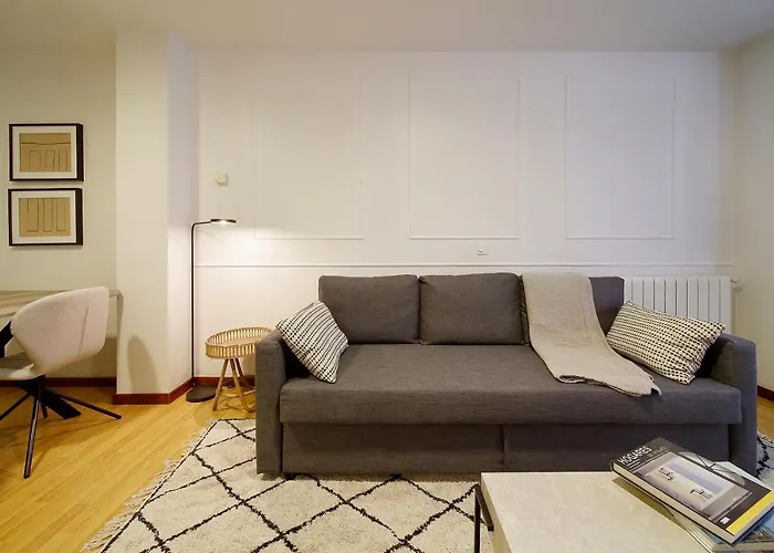 Urban Blue, Blue Διαμέρισμα Χιχόν